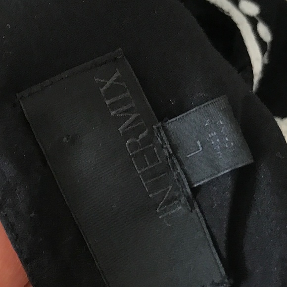 COPY - Intermix Embroidered Eliana Swing Crop Top - Picture 6 of 8